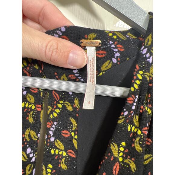 Free People Meet Virginia Black Printed Romper Shorts with Split Sleeve Size 4 - Picture 6 of 12